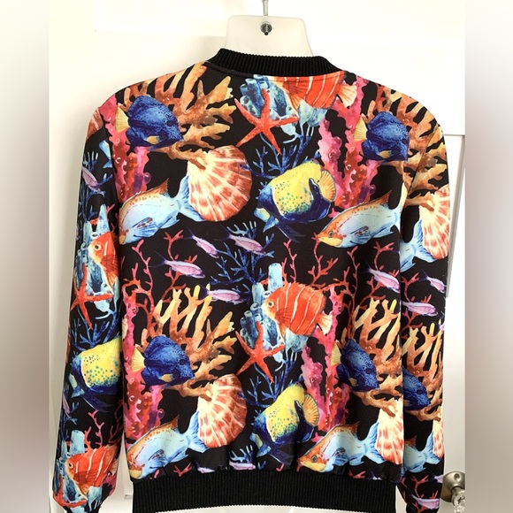 Woman's Freebird Jacket. Size Small. Fish Design. Excellent condition - Picture 3 of 5